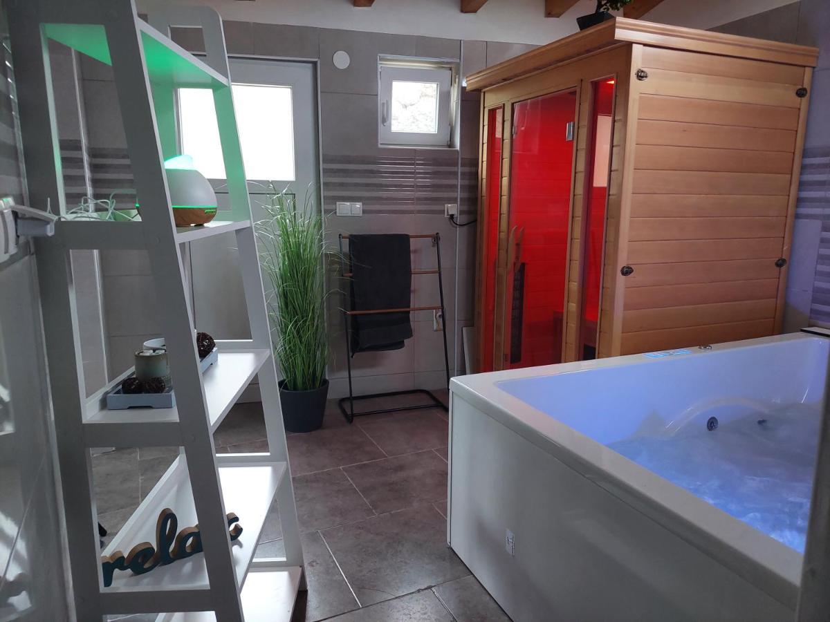 Holiday House Pulina Пунат Екстер'єр фото