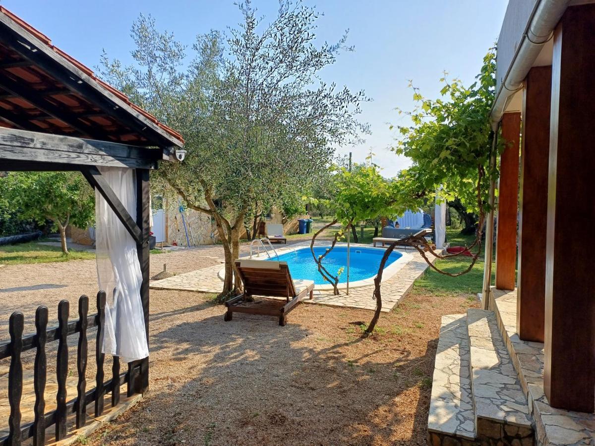 Holiday House Pulina Пунат Екстер'єр фото