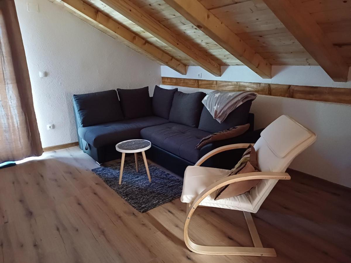 Holiday House Pulina Пунат Екстер'єр фото